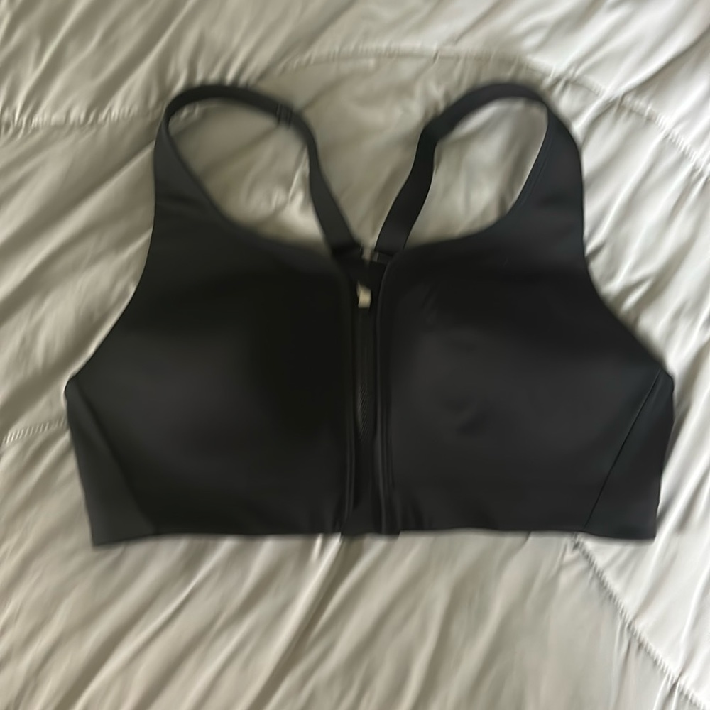 Athleta Advanced Zip Front sports bra in black